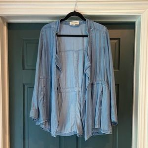 Chambray jacket, brand is en créme. Size S